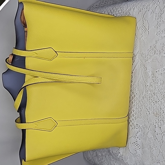 Tory Burch Perry Triple Compartment golden yellow leather shoulder bag purse - Picture 6 of 10